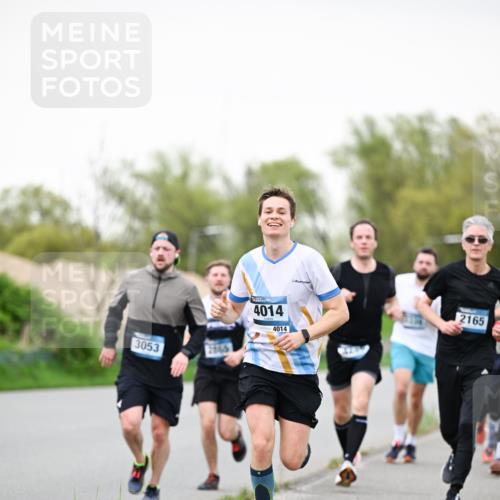 07.04.2024 - 43. Internationalen Wilhelmsburger Insellauf Dr. Thomas Lammeyer http://msf.ph/oto/6039716 07.04.2024 10:32:43 Laufen 3053, 4014, 4014, 2165 meine-sportfotos.de