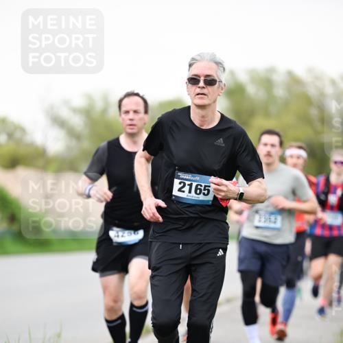07.04.2024 - 43. Internationalen Wilhelmsburger Insellauf Dr. Thomas Lammeyer http://msf.ph/oto/6039732 07.04.2024 10:32:46 Laufen 4256, 2165 meine-sportfotos.de
