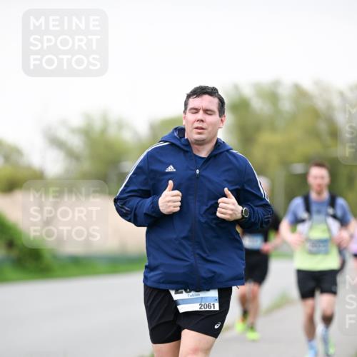07.04.2024 - 43. Internationalen Wilhelmsburger Insellauf Dr. Thomas Lammeyer http://msf.ph/oto/6039779 07.04.2024 10:32:57 Laufen 2061 meine-sportfotos.de