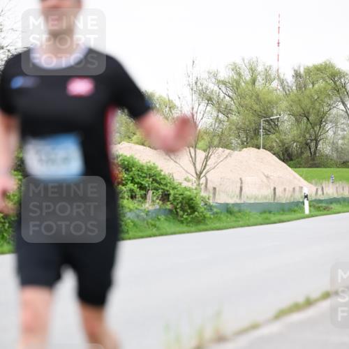 07.04.2024 - 43. Internationalen Wilhelmsburger Insellauf Dr. Thomas Lammeyer http://msf.ph/oto/6039800 07.04.2024 10:33:02 Laufen  meine-sportfotos.de