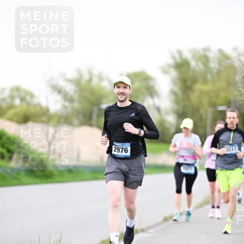 07.04.2024 - 43. Internationalen Wilhelmsburger Insellauf Dr. Thomas Lammeyer http://msf.ph/oto/6039803 07.04.2024 10:33:05 Laufen 2976, 3517 meine-sportfotos.de