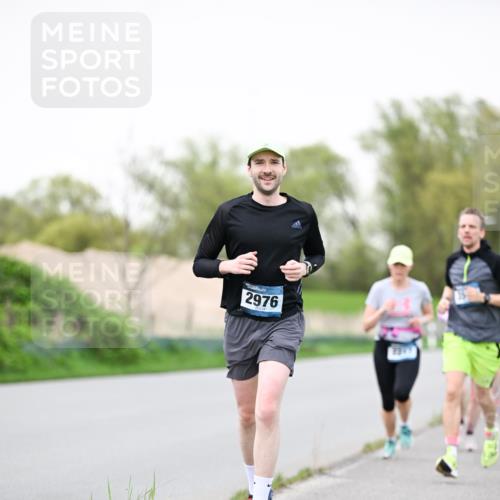 07.04.2024 - 43. Internationalen Wilhelmsburger Insellauf Dr. Thomas Lammeyer http://msf.ph/oto/6039805 07.04.2024 10:33:05 Laufen 2976 meine-sportfotos.de