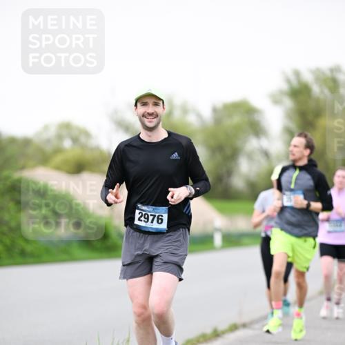 07.04.2024 - 43. Internationalen Wilhelmsburger Insellauf Dr. Thomas Lammeyer http://msf.ph/oto/6039810 07.04.2024 10:33:06 Laufen 2976 meine-sportfotos.de
