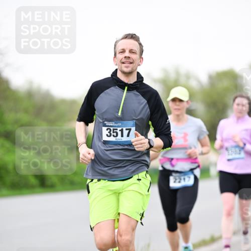 07.04.2024 - 43. Internationalen Wilhelmsburger Insellauf Dr. Thomas Lammeyer http://msf.ph/oto/6039827 07.04.2024 10:33:09 Laufen 3517, 2217 meine-sportfotos.de
