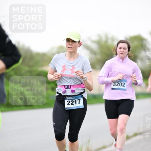 07.04.2024 - 43. Internationalen Wilhelmsburger Insellauf Dr. Thomas Lammeyer http://msf.ph/oto/6039832 07.04.2024 10:33:10 Laufen 2217, 3202 meine-sportfotos.de