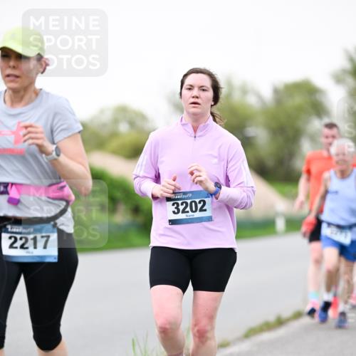 07.04.2024 - 43. Internationalen Wilhelmsburger Insellauf Dr. Thomas Lammeyer http://msf.ph/oto/6039835 07.04.2024 10:33:10 Laufen 2217, 3202 meine-sportfotos.de