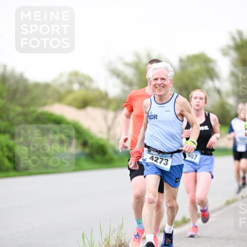 07.04.2024 - 43. Internationalen Wilhelmsburger Insellauf Dr. Thomas Lammeyer http://msf.ph/oto/6039846 07.04.2024 10:33:12 Laufen 4273, 807 meine-sportfotos.de