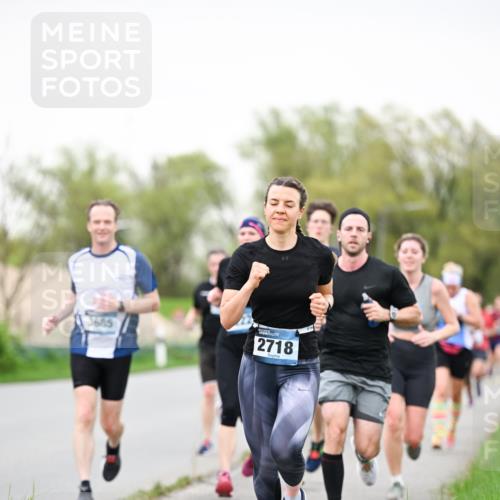 07.04.2024 - 43. Internationalen Wilhelmsburger Insellauf Dr. Thomas Lammeyer http://msf.ph/oto/6039867 07.04.2024 10:33:17 Laufen 3685, 2718 meine-sportfotos.de