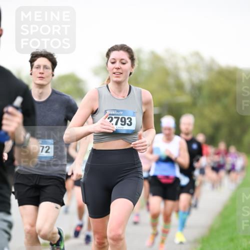 07.04.2024 - 43. Internationalen Wilhelmsburger Insellauf Dr. Thomas Lammeyer http://msf.ph/oto/6039883 07.04.2024 10:33:20 Laufen 72, 2793 meine-sportfotos.de