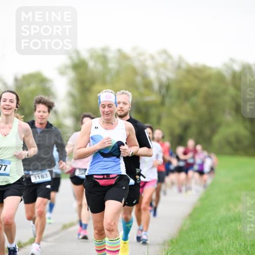 07.04.2024 - 43. Internationalen Wilhelmsburger Insellauf Dr. Thomas Lammeyer http://msf.ph/oto/6039891 07.04.2024 10:33:22 Laufen 77, 3183 meine-sportfotos.de