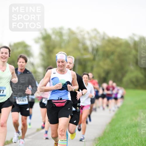 07.04.2024 - 43. Internationalen Wilhelmsburger Insellauf Dr. Thomas Lammeyer http://msf.ph/oto/6039892 07.04.2024 10:33:22 Laufen 77, 3183 meine-sportfotos.de