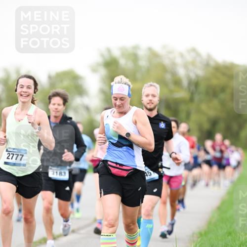 07.04.2024 - 43. Internationalen Wilhelmsburger Insellauf Dr. Thomas Lammeyer http://msf.ph/oto/6039894 07.04.2024 10:33:22 Laufen 2777, 2183, 45 meine-sportfotos.de