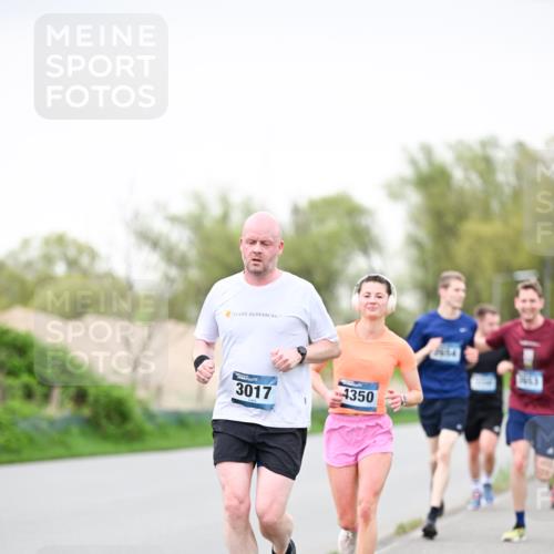 07.04.2024 - 43. Internationalen Wilhelmsburger Insellauf Dr. Thomas Lammeyer http://msf.ph/oto/6039934 07.04.2024 10:33:32 Laufen 3017, 4350 meine-sportfotos.de