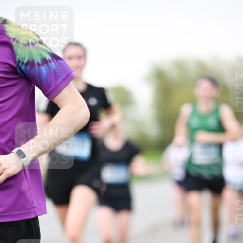 07.04.2024 - 43. Internationalen Wilhelmsburger Insellauf Dr. Thomas Lammeyer http://msf.ph/oto/6039982 07.04.2024 10:33:40 Laufen  meine-sportfotos.de