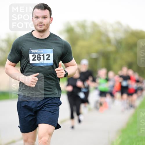 07.04.2024 - 43. Internationalen Wilhelmsburger Insellauf Dr. Thomas Lammeyer http://msf.ph/oto/6040007 07.04.2024 10:33:46 Laufen 2612 meine-sportfotos.de