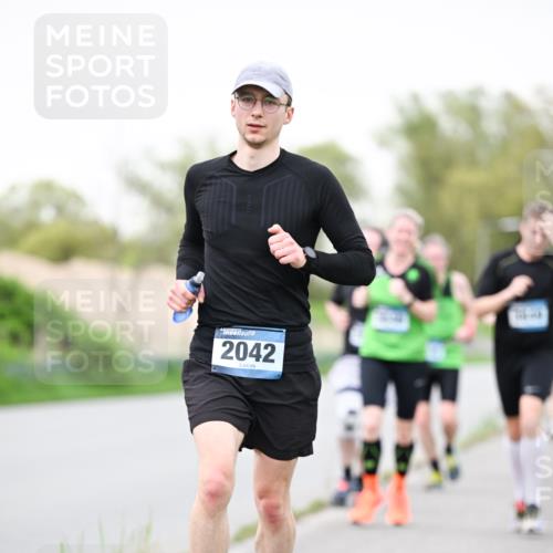 07.04.2024 - 43. Internationalen Wilhelmsburger Insellauf Dr. Thomas Lammeyer http://msf.ph/oto/6040019 07.04.2024 10:33:51 Laufen 2042 meine-sportfotos.de