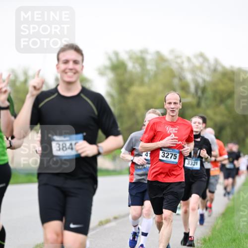 07.04.2024 - 43. Internationalen Wilhelmsburger Insellauf Dr. Thomas Lammeyer http://msf.ph/oto/6040035 07.04.2024 10:33:54 Laufen 384, 3275, 3321 meine-sportfotos.de