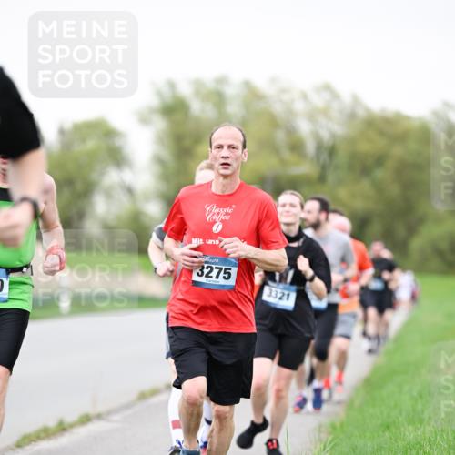07.04.2024 - 43. Internationalen Wilhelmsburger Insellauf Dr. Thomas Lammeyer http://msf.ph/oto/6040039 07.04.2024 10:33:55 Laufen 3275, 3321 meine-sportfotos.de