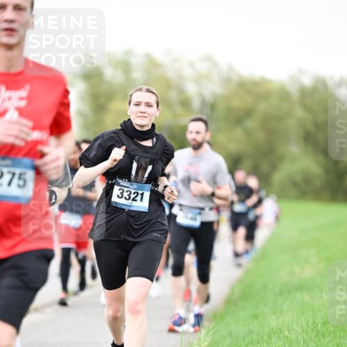 07.04.2024 - 43. Internationalen Wilhelmsburger Insellauf Dr. Thomas Lammeyer http://msf.ph/oto/6040048 07.04.2024 10:33:57 Laufen 275, 3321 meine-sportfotos.de