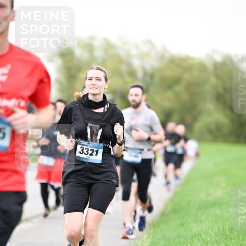 07.04.2024 - 43. Internationalen Wilhelmsburger Insellauf Dr. Thomas Lammeyer http://msf.ph/oto/6040049 07.04.2024 10:33:57 Laufen 5, 3321 meine-sportfotos.de