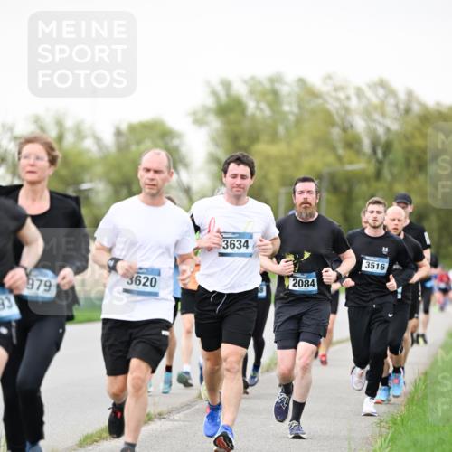07.04.2024 - 43. Internationalen Wilhelmsburger Insellauf Dr. Thomas Lammeyer http://msf.ph/oto/6040086 07.04.2024 10:34:05 Laufen 979, 3620, 3634, 2084, 3516 meine-sportfotos.de