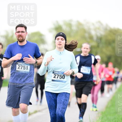 07.04.2024 - 43. Internationalen Wilhelmsburger Insellauf Dr. Thomas Lammeyer http://msf.ph/oto/6040262 07.04.2024 10:34:42 Laufen 2751, 2750 meine-sportfotos.de