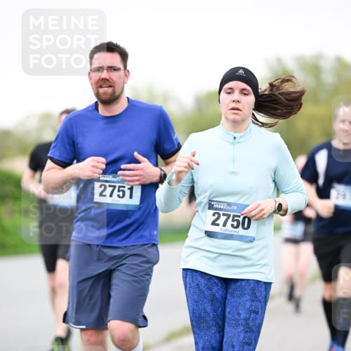 07.04.2024 - 43. Internationalen Wilhelmsburger Insellauf Dr. Thomas Lammeyer http://msf.ph/oto/6040267 07.04.2024 10:34:42 Laufen 2751, 2750 meine-sportfotos.de