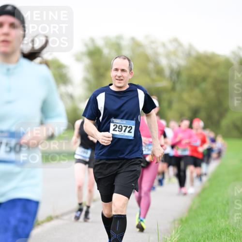 07.04.2024 - 43. Internationalen Wilhelmsburger Insellauf Dr. Thomas Lammeyer http://msf.ph/oto/6040269 07.04.2024 10:34:43 Laufen 750, 2972 meine-sportfotos.de