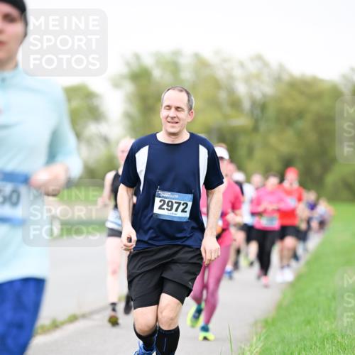 07.04.2024 - 43. Internationalen Wilhelmsburger Insellauf Dr. Thomas Lammeyer http://msf.ph/oto/6040270 07.04.2024 10:34:43 Laufen 50, 2972 meine-sportfotos.de