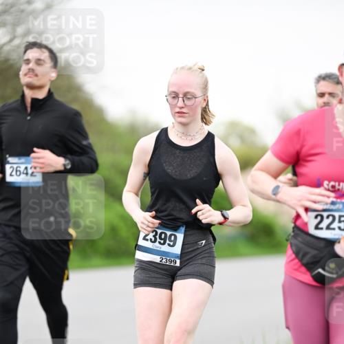 07.04.2024 - 43. Internationalen Wilhelmsburger Insellauf Dr. Thomas Lammeyer http://msf.ph/oto/6040293 07.04.2024 10:34:47 Laufen 2642, 399, 2399, 225 meine-sportfotos.de