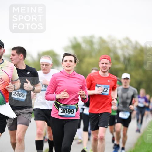 07.04.2024 - 43. Internationalen Wilhelmsburger Insellauf Dr. Thomas Lammeyer http://msf.ph/oto/6040307 07.04.2024 10:34:51 Laufen 2028, 2465, 143, 3099, 22 meine-sportfotos.de