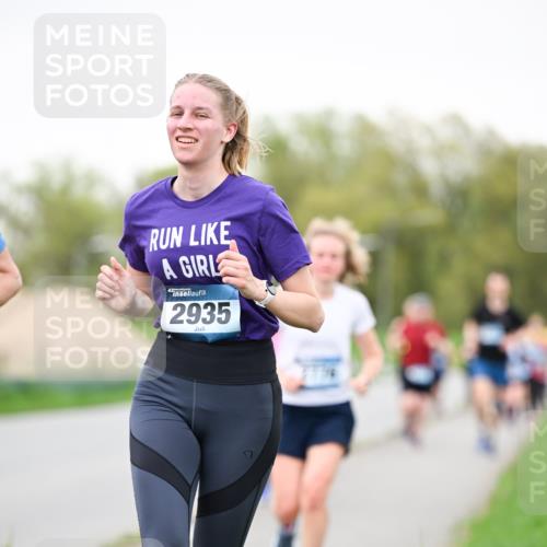 07.04.2024 - 43. Internationalen Wilhelmsburger Insellauf Dr. Thomas Lammeyer http://msf.ph/oto/6040360 07.04.2024 10:35:02 Laufen 43, 2935, 314 meine-sportfotos.de