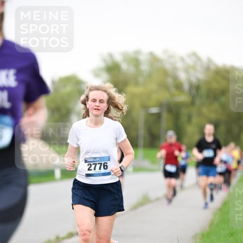 07.04.2024 - 43. Internationalen Wilhelmsburger Insellauf Dr. Thomas Lammeyer http://msf.ph/oto/6040362 07.04.2024 10:35:03 Laufen 2776 meine-sportfotos.de