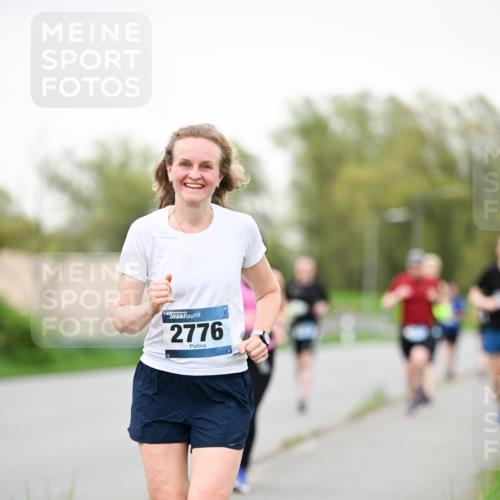 07.04.2024 - 43. Internationalen Wilhelmsburger Insellauf Dr. Thomas Lammeyer http://msf.ph/oto/6040368 07.04.2024 10:35:04 Laufen 2776 meine-sportfotos.de
