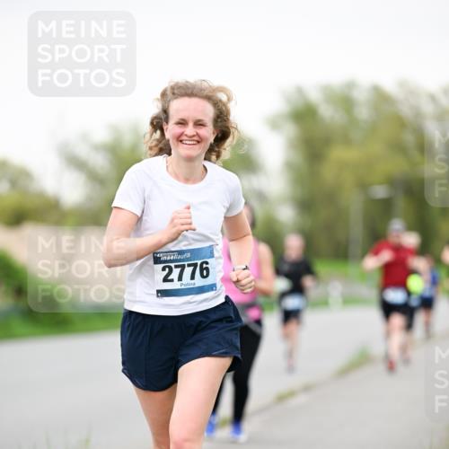 07.04.2024 - 43. Internationalen Wilhelmsburger Insellauf Dr. Thomas Lammeyer http://msf.ph/oto/6040369 07.04.2024 10:35:04 Laufen 43, 2776 meine-sportfotos.de