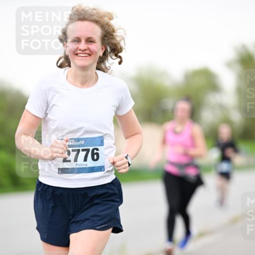 07.04.2024 - 43. Internationalen Wilhelmsburger Insellauf Dr. Thomas Lammeyer http://msf.ph/oto/6040375 07.04.2024 10:35:05 Laufen 2776 meine-sportfotos.de