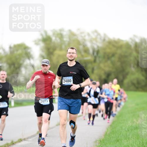 07.04.2024 - 43. Internationalen Wilhelmsburger Insellauf Dr. Thomas Lammeyer http://msf.ph/oto/6040384 07.04.2024 10:35:09 Laufen 2325, 2073, 2480 meine-sportfotos.de