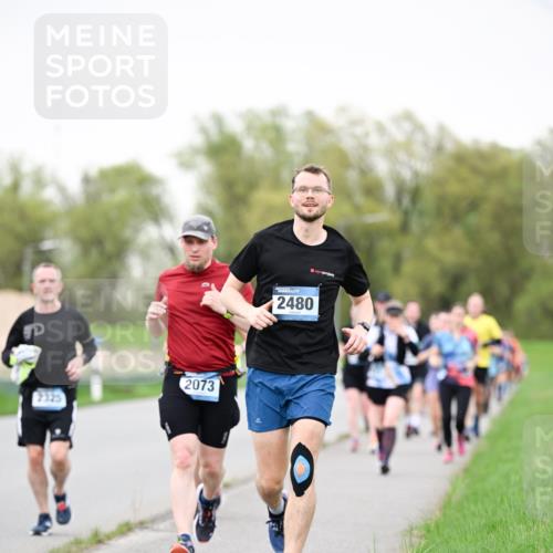 07.04.2024 - 43. Internationalen Wilhelmsburger Insellauf Dr. Thomas Lammeyer http://msf.ph/oto/6040387 07.04.2024 10:35:09 Laufen 2073, 2480 meine-sportfotos.de