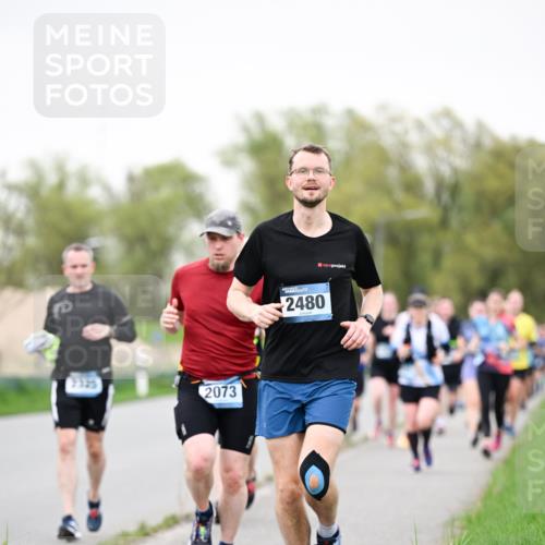 07.04.2024 - 43. Internationalen Wilhelmsburger Insellauf Dr. Thomas Lammeyer http://msf.ph/oto/6040391 07.04.2024 10:35:10 Laufen 2325, 2073, 2480 meine-sportfotos.de