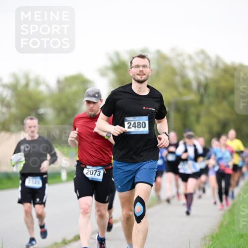 07.04.2024 - 43. Internationalen Wilhelmsburger Insellauf Dr. Thomas Lammeyer http://msf.ph/oto/6040392 07.04.2024 10:35:10 Laufen 2335, 2073, 2480 meine-sportfotos.de