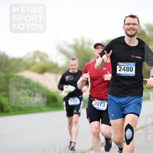 07.04.2024 - 43. Internationalen Wilhelmsburger Insellauf Dr. Thomas Lammeyer http://msf.ph/oto/6040396 07.04.2024 10:35:11 Laufen 2073, 2480 meine-sportfotos.de