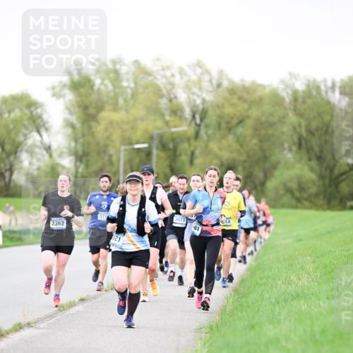 07.04.2024 - 43. Internationalen Wilhelmsburger Insellauf Dr. Thomas Lammeyer http://msf.ph/oto/6040399 07.04.2024 10:35:13 Laufen 327 meine-sportfotos.de