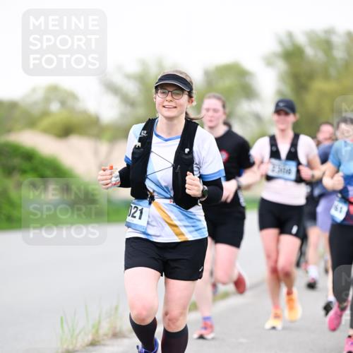 07.04.2024 - 43. Internationalen Wilhelmsburger Insellauf Dr. Thomas Lammeyer http://msf.ph/oto/6040418 07.04.2024 10:35:17 Laufen 021 meine-sportfotos.de