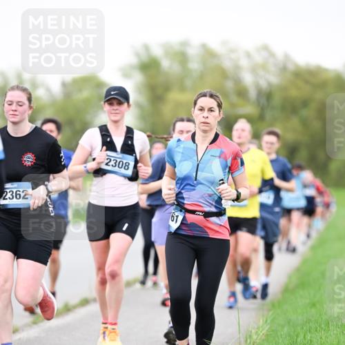 07.04.2024 - 43. Internationalen Wilhelmsburger Insellauf Dr. Thomas Lammeyer http://msf.ph/oto/6040421 07.04.2024 10:35:18 Laufen 2362, 2308, 61 meine-sportfotos.de