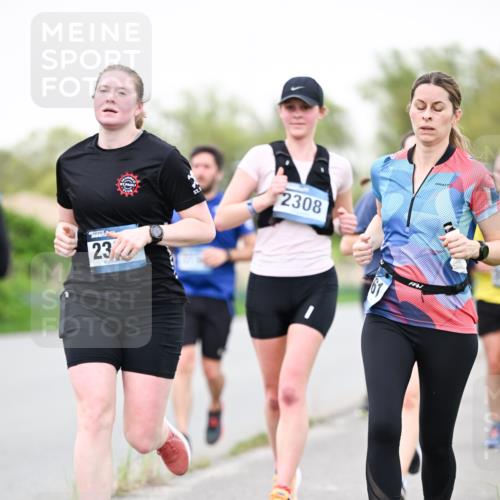 07.04.2024 - 43. Internationalen Wilhelmsburger Insellauf Dr. Thomas Lammeyer http://msf.ph/oto/6040425 07.04.2024 10:35:18 Laufen 230, 2308 meine-sportfotos.de