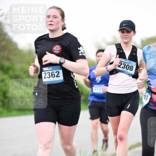 07.04.2024 - 43. Internationalen Wilhelmsburger Insellauf Dr. Thomas Lammeyer http://msf.ph/oto/6040429 07.04.2024 10:35:19 Laufen 2362, 136, 2308, 61 meine-sportfotos.de