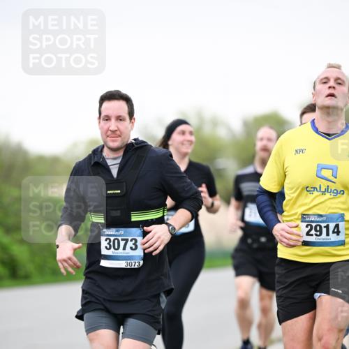 07.04.2024 - 43. Internationalen Wilhelmsburger Insellauf Dr. Thomas Lammeyer http://msf.ph/oto/6040440 07.04.2024 10:35:22 Laufen 3073, 3073, 43, 2914 meine-sportfotos.de