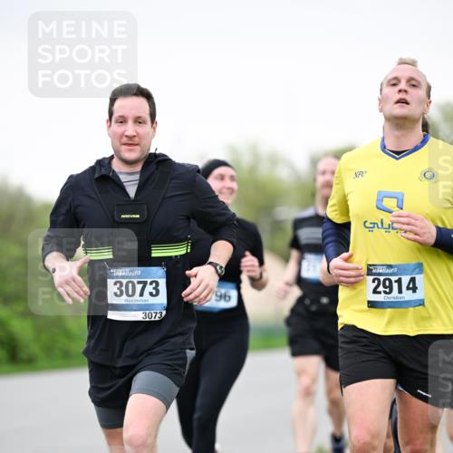 07.04.2024 - 43. Internationalen Wilhelmsburger Insellauf Dr. Thomas Lammeyer http://msf.ph/oto/6040441 07.04.2024 10:35:22 Laufen 3073, 3073, 2914 meine-sportfotos.de