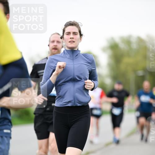07.04.2024 - 43. Internationalen Wilhelmsburger Insellauf Dr. Thomas Lammeyer http://msf.ph/oto/6040451 07.04.2024 10:35:24 Laufen  meine-sportfotos.de