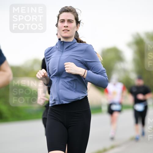 07.04.2024 - 43. Internationalen Wilhelmsburger Insellauf Dr. Thomas Lammeyer http://msf.ph/oto/6040454 07.04.2024 10:35:24 Laufen  meine-sportfotos.de